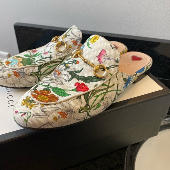 Gucci Princetown White Floral Canvas Loafers sandals EU 38 - Picture 3 of 16